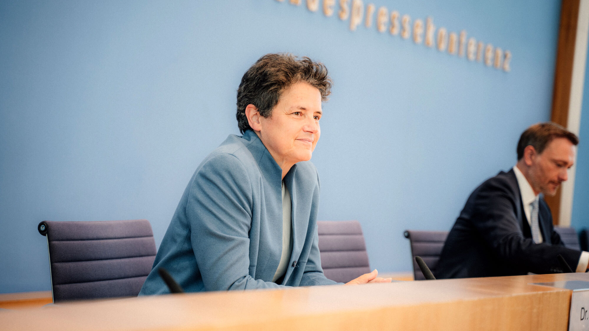 Lydia Hüskens, Christian Lindner in der Bundespressekonferenz