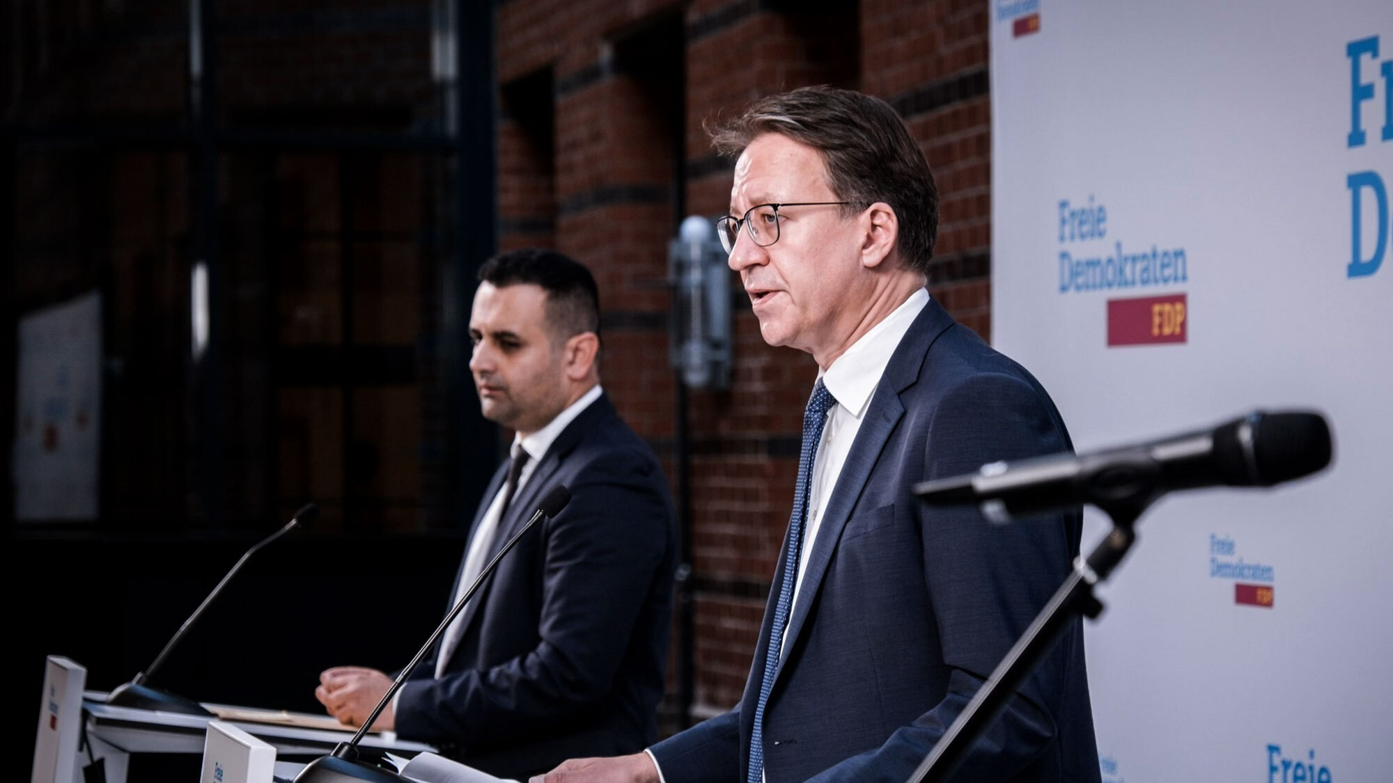 FDP-Generalsekretär Bijan Djir-Sarai und FDP-Präsidiumsmitglied Stefan Birkner