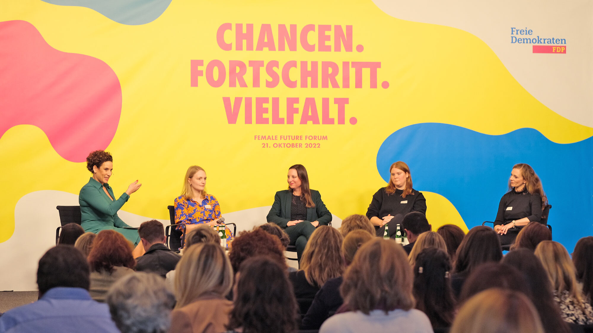 Podiumsdiskussion beim Female Future Forum