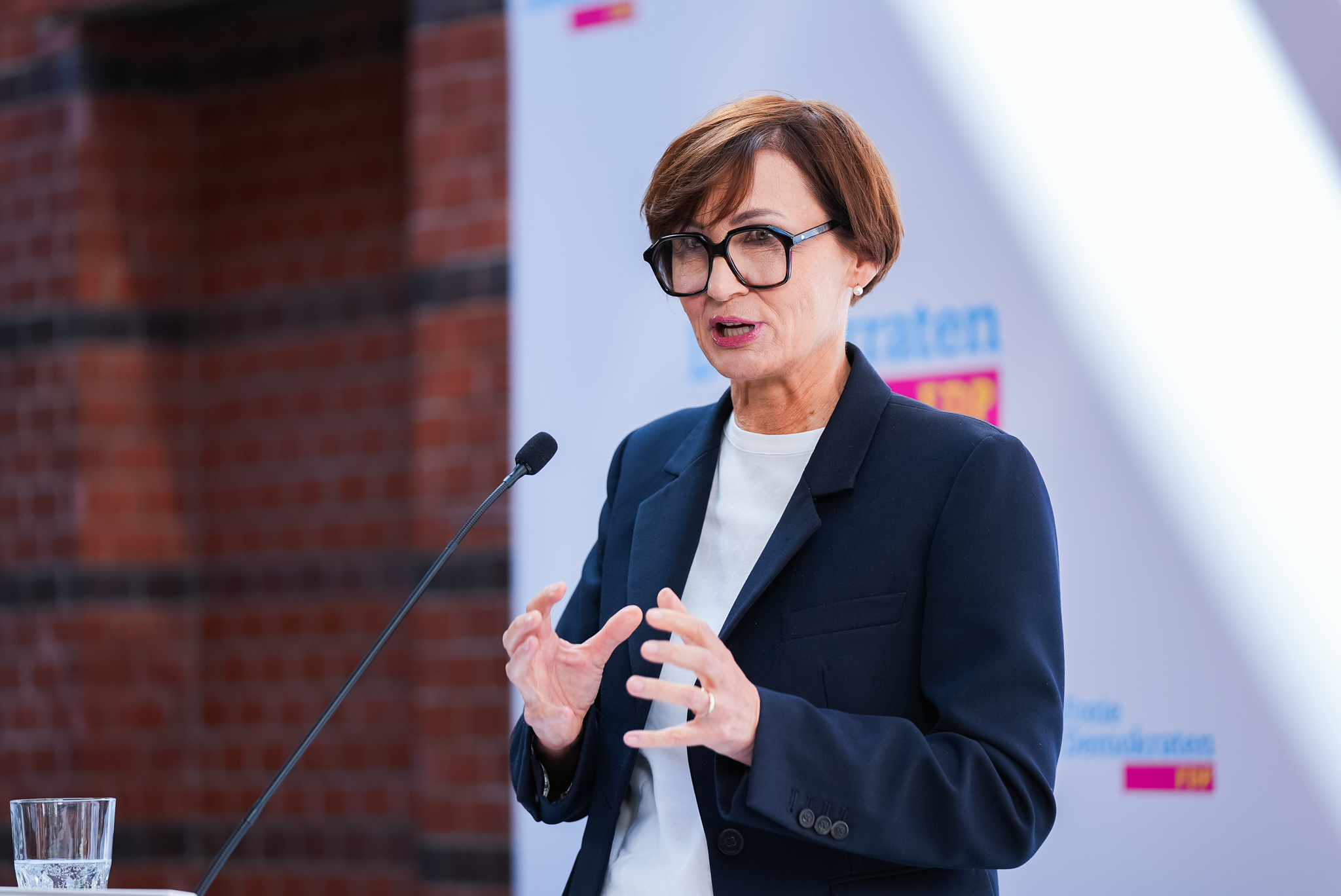 Bettina Stark-Watzinger
