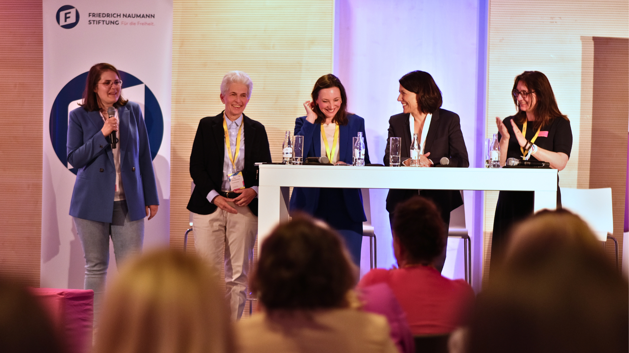 Marie-Agnes Strack-Zimmermann, Maren Jasper-Winter, Daniela Schmitt und Anke Hillmann-Richter
