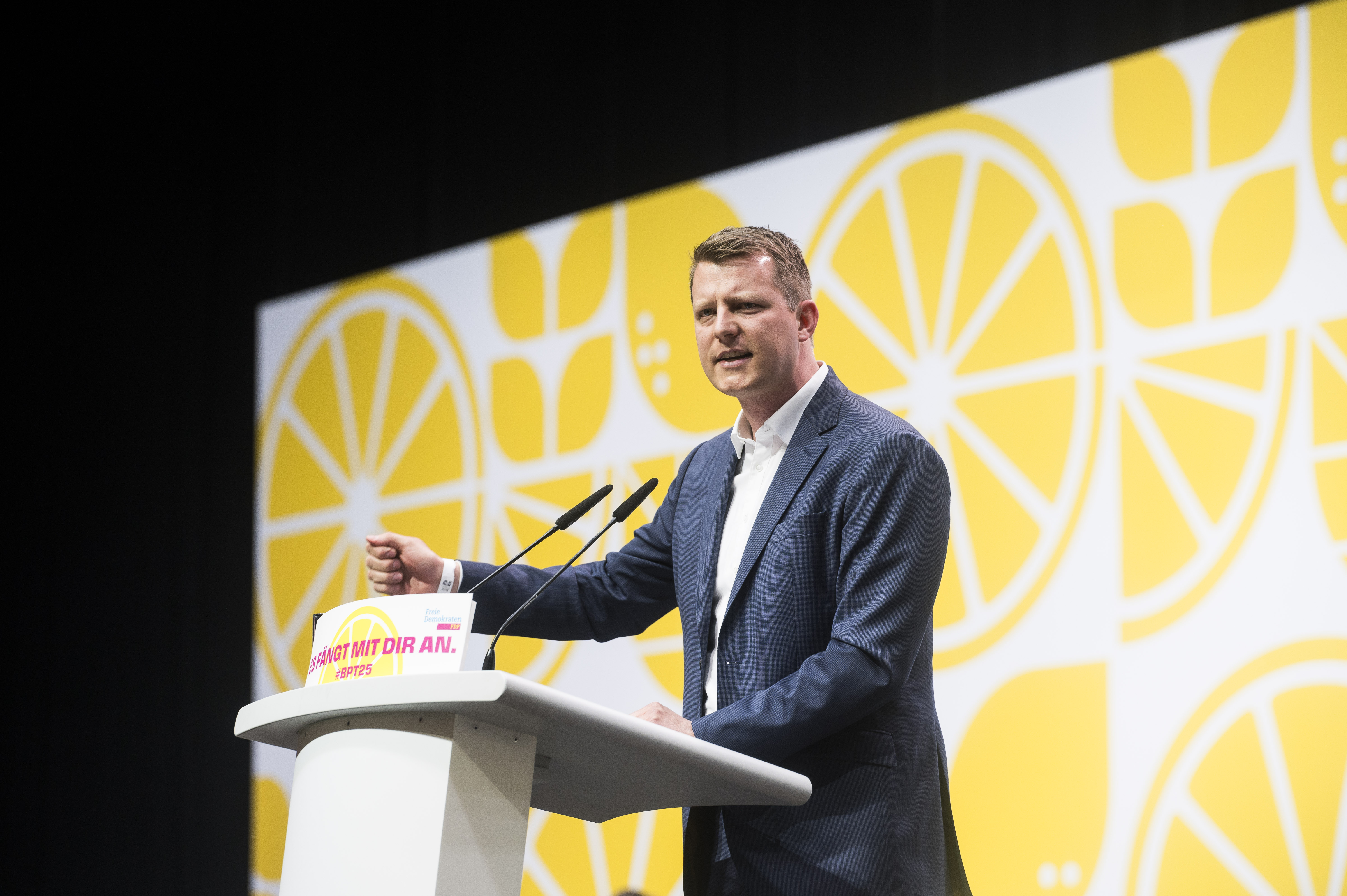 Henning Höne