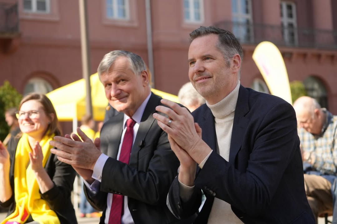 Rülke und Dürr bei der Kundgebung auf dem Schlossplatz. 