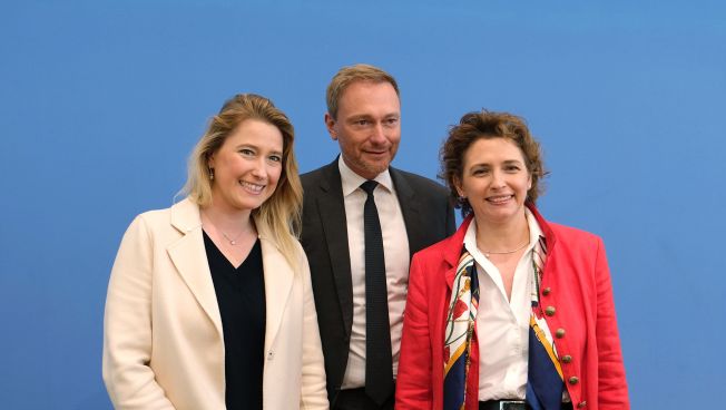 Lencke Steiner, Christian Lindner, Nicola Beer, FDp, Europa, Bremen