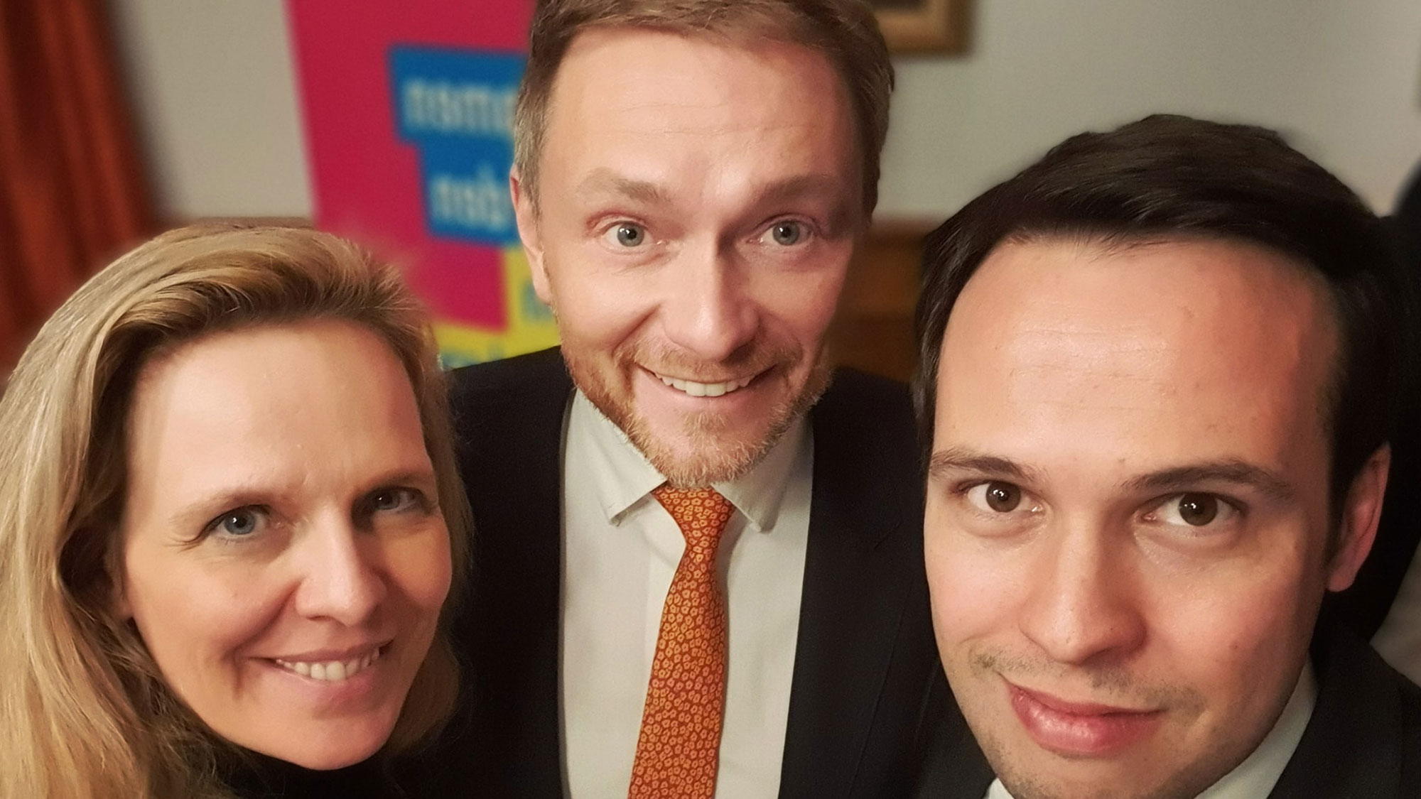 Christian Lindner und Martin Hagen beim Wahlkampfabschluss