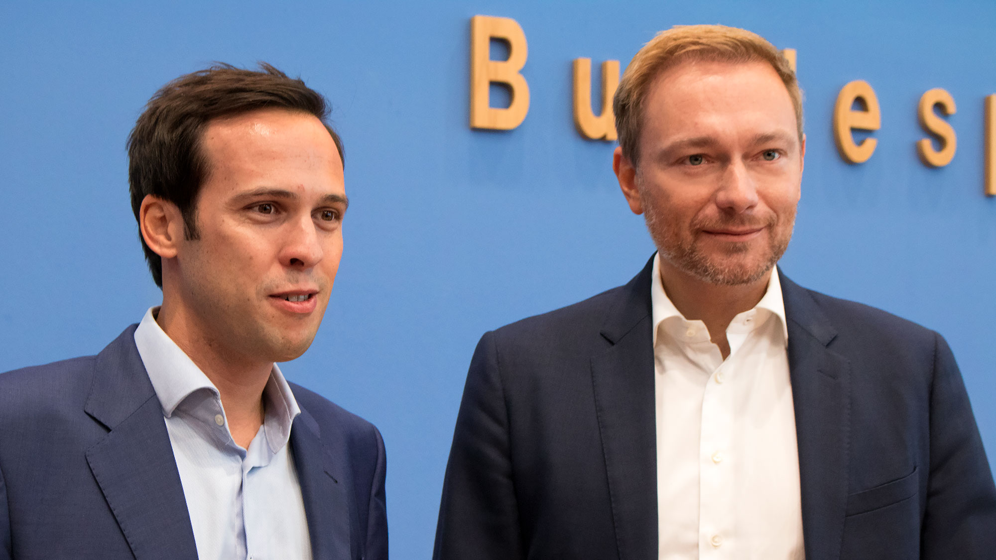 Martin Hagen und Christian Lindner vor der Bundespressekonferenz