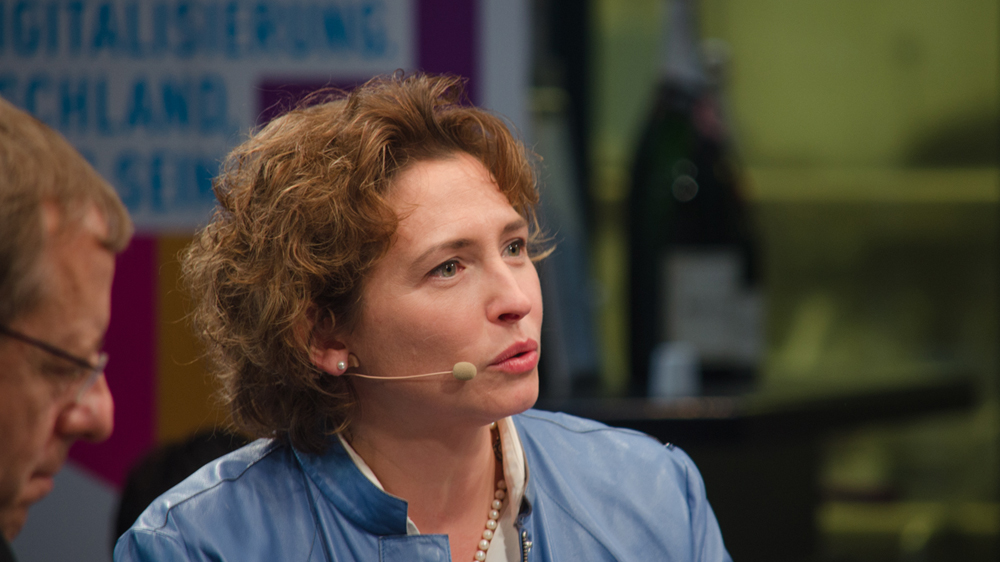 Nicola Beer wird die Lage im Bund einordnen
