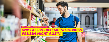 mann in supermarkt