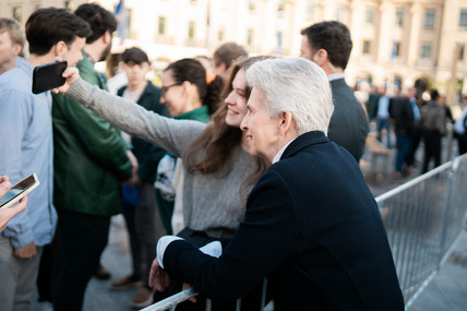 Strack-Zimmermann beim Wahlkampfendspurt in München.