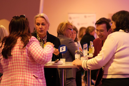 Podiumsdikussion Frauen. 