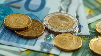 Euro: Münzen und Geldscheine