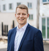 Henning Höne