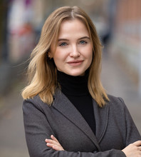 Laura Hahn