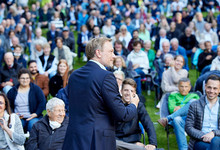 Christian Lindner spricht vor großem Publikum