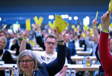 Die Delegierten des Bundesparteitages beschließen den Wahlaufruf