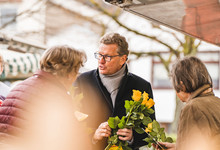 Bernd Buchholz, Spitzenkandidat der FDP Schleswig-Holstein, auf Wahlkampftour