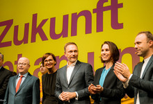 Dr. Hans-Ulrich Rülke, Michael Theurer, Bettina Stark-Watzinger, Christian Lindner, Judith Skudelny und Sebastian Czajabeim Dreikönigstreffen der Freien Demokraten 2023 #3K23