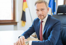 Christian Lindner in seinem Büro