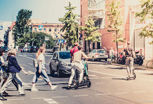 Menschen im Straßenverkehr