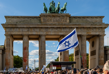 Israel-Flagge vor Brandenburger Tor