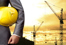 baustelle, mann mit bauhelm