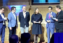 FDP, Universum AG und die Heimat nehmen den Preis entgegen