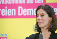 Katja Suding sieht Verbesserungsbedarf bei der Vereinbarkeit von Familie und Beruf