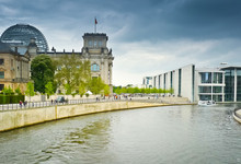 Die Freien Demokraten kritisieren die Haushaltspolitik der Großen Koalition