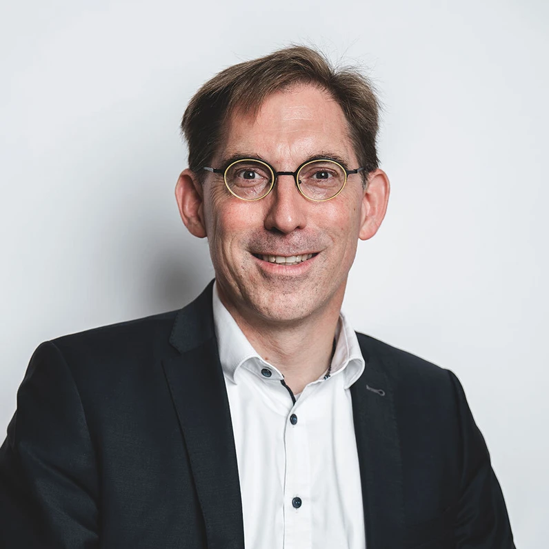 Dr. Thorsten Lieb