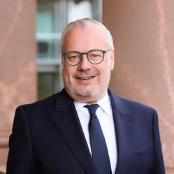 Portrait Steffen Saebisch