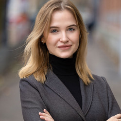 Laura Hahn