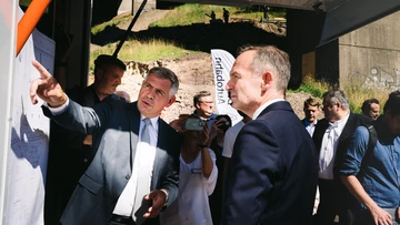 Volker Wissing vor Ort an der Talbrücke Rahmede der A45