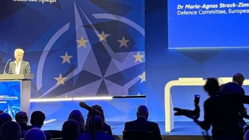 Strack-Zimmermann eröffnet die Berlin Security Conference. 